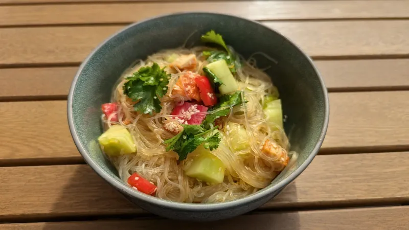 Japanischer Reisnudelsalat (Bento-Style)